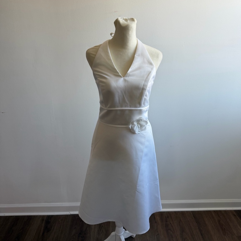 Vintage Gunne Sax White Halter A-Line Dress with Waist Flower